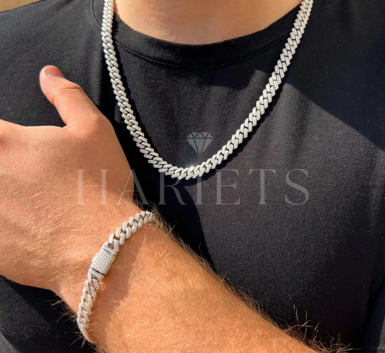 bracelet-cubain-avec-moissanites-8mm-argent-sur-modele-hariets.jpg