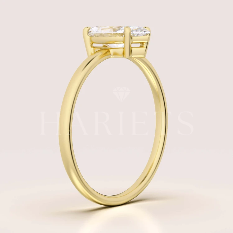 bague-de-fiancailles-starlight-moissanite-1ct-taille-marquise-or-jaune-profil-hariets.jpg