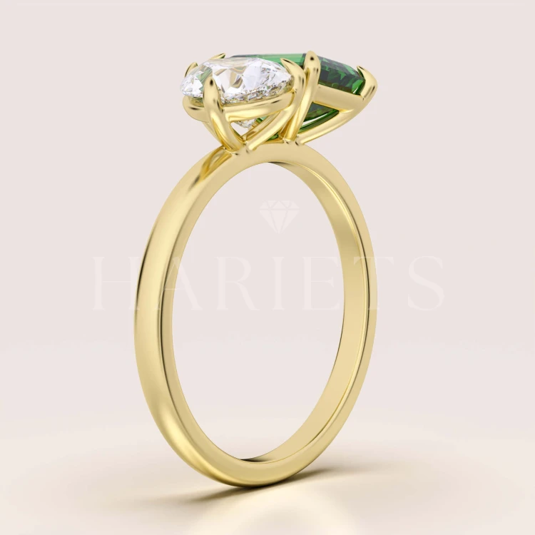 bague-de-fiancailles-toi-et-moi-emeraude-hydrothermale-3-5ct-taille-emeraude-poire-profil-or-jaune-gemini-hariets.