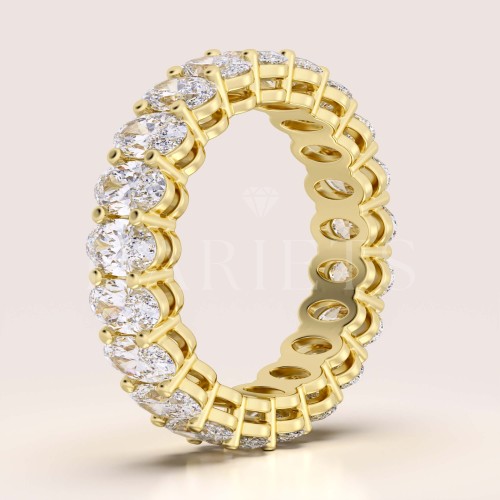 alliance-eternity-avec-moissanites-taille-ovale-profil-or-jaune-hariets.