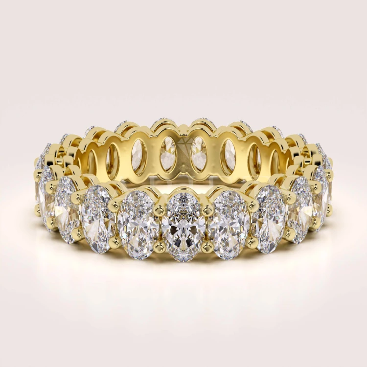 alliance-eternity-avec-moissanites-taille-ovale-or-jaune-hariets.