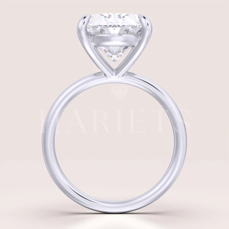 bague-de-fiancailles-royal-stones-moissanite-5ct-taille-ovale-face-argent-bella-hariets.jpg