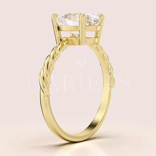 bague-de-fiancailles-bande-torsadee-moissanite-2ct-taille-ovale-profil-or-jaune-twisted-hariets.jpg