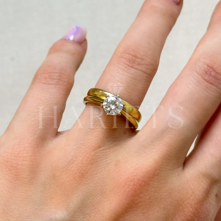 alliance-demi-ronde-3mm-avec-bague-or-jaune-hariets.JPG