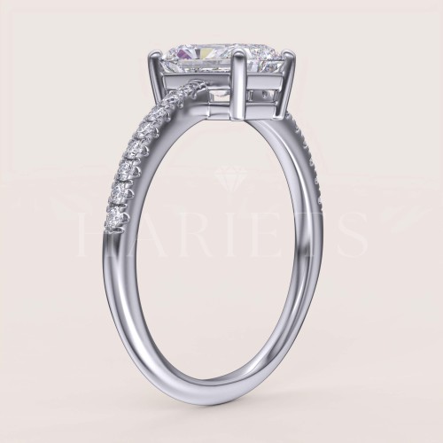 bague-de-fiancailles-halo-moissanite-1ct-taille-radiant-cote-argent-venice-hariets.jpg