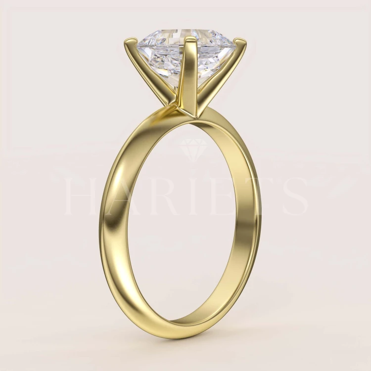 bague-de-fiancailles-moissanite-2ct-taille-asscher-cote-or-jaune-vivid-hariets.jpg