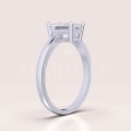 bague-fiancailles-solitaire-rapture-moissanite-1ct-taille-emeraude-cote-argent-hariets.jpg