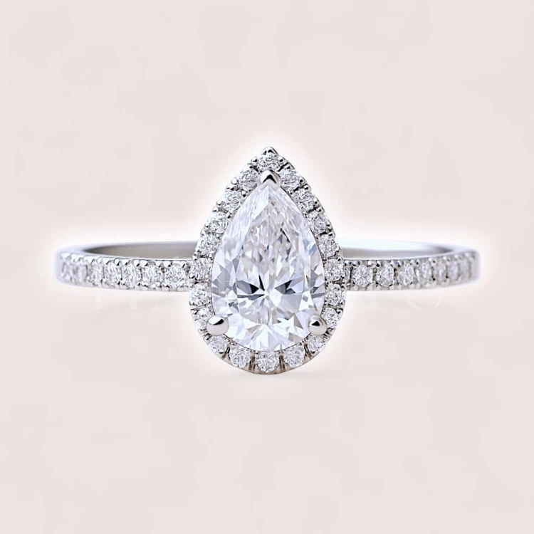 bague-halo-avec-moissanite-1ct-taille-poire-or-blanc-hariets.jpg