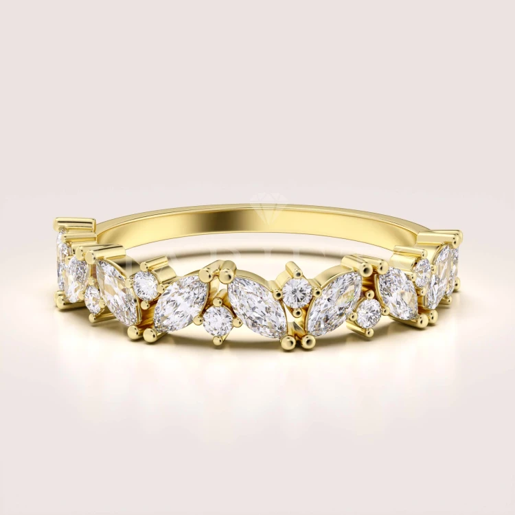bague-avec-moissanites-1ct-taille-marquise-et-brillant-or-jaune-celestia-hariets.