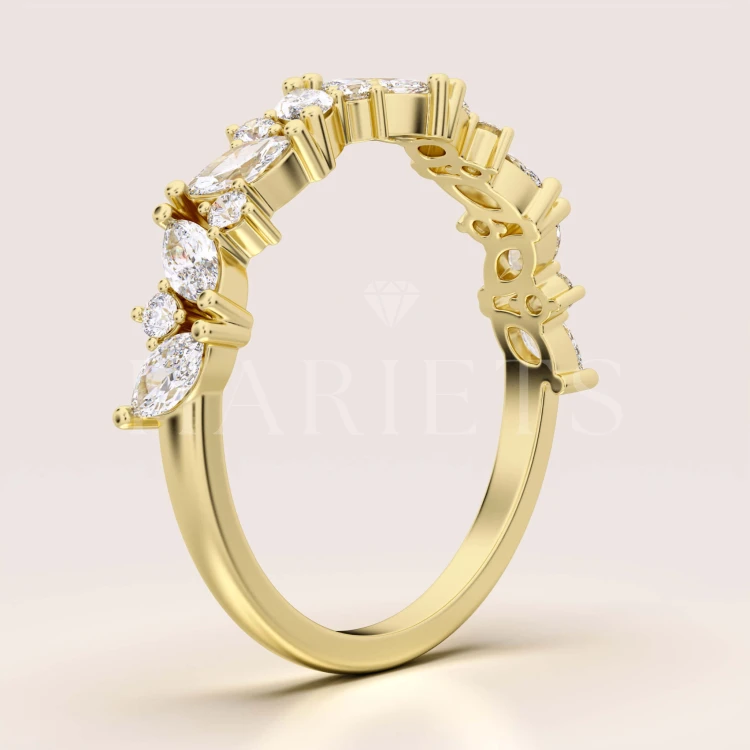 bague-avec-moissanites-1ct-taille-marquise-et-brillant-profil-or-jaune-celestia-hariets.