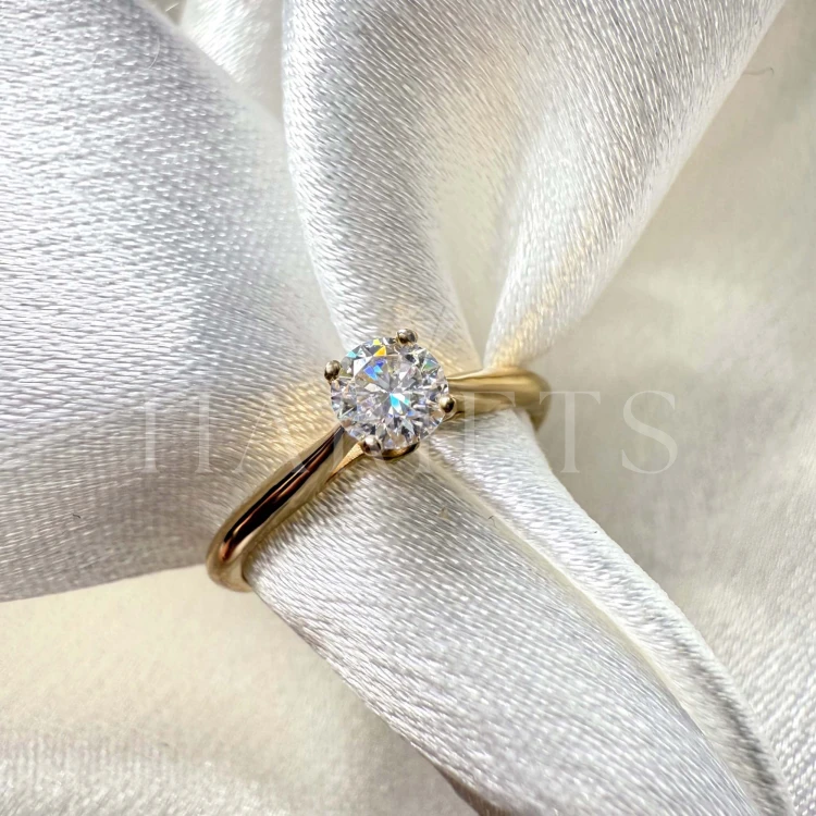 bague-de-fiancailles-solitaire-blink-diamant-laboratoire-0-3ct-taille-brillant-zoom-face-or-jaune-hariets.