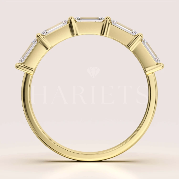 bague-avec-cinq-moissanites-2ct-taille-emeraude-face-or-jaune-esmera-hariets