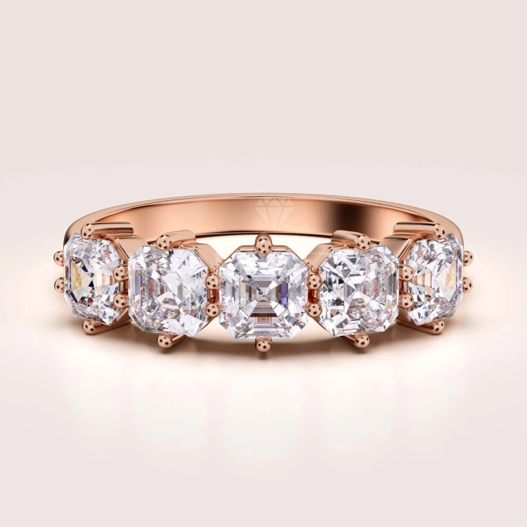 bague-avec-cinq-moissanites-taille-asscher-or-rose-lidia-hariets