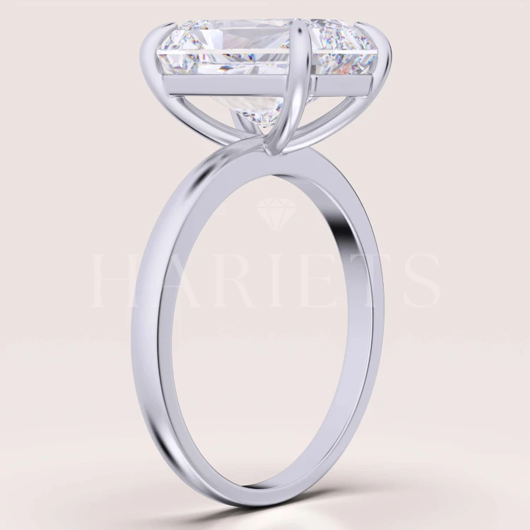 bague-de-fiançailles-royal-stones-moissanite-5ct-taille-radiant-argent-avalon-hariets.jpg