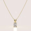 collier-en-or-avec-moissanite-taille-ovale-or-jaune-mellow-hariets.jpg