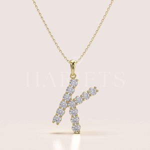 Collier avec lettre sertie de moissanites de 3mm – or 14k