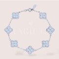 bracelet-avec-moissanites-en-forme-de-trefles-argent-925-hariets.jpg