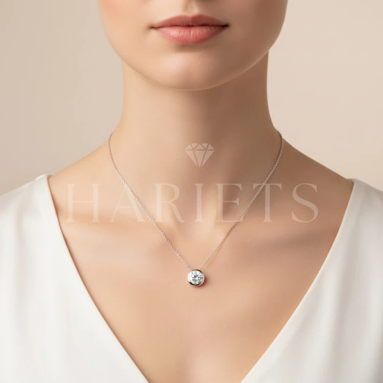 collier-avec-moissanite-1ct-argent-925-prima-porté-hariets.jpg