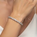 bracelet-tennis-avec-moissanites-4mm-argent-925-universel-sur-le-modele-hariets.jpg