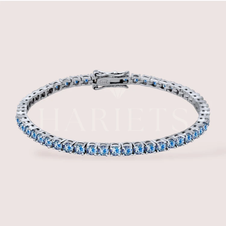 bracelet-tennis-avec-moissanites-bleues-3mm-argent-hariets.jpg