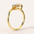 bague-fiancailles-moissanite-1_5ct-taille-ovale-or-jaune-cote-icon-hariets.jpg