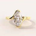 bague-moissanite-taille-marquise-2ct-anneau-courbe-argent-dore-muse-hariets.jpg