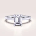 bague-de-fiançailles-solitaire-verity-diamant-de-laboratoire-1ct-taille-émeraude-or-blanc-hariets.