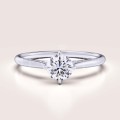 bague-de-fiancailles-solitaire-aura-diamant-de-laboratoire-0-5ct-taille-brillant-or-blanc-hariets.jpg
