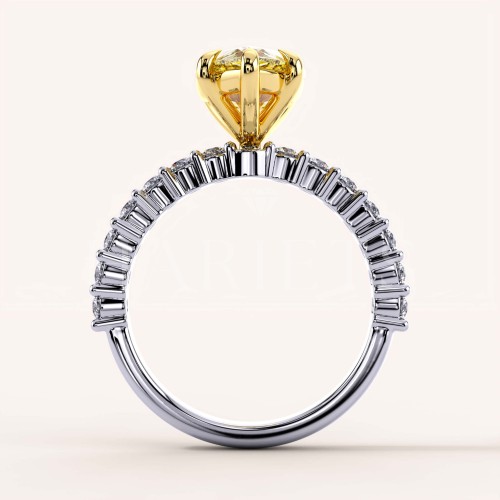 Bague-avec-diamant-jaune-taille-poire-or-Julie-Hariets-face.jpg