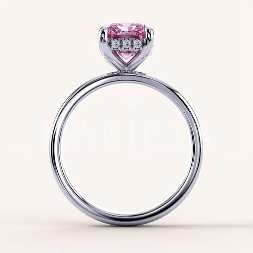 Bague-avec-diamant-rose-taille-radiant-or-blanc-face-Sophia-Hariets.jpg