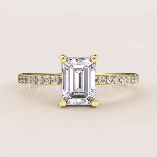 bague-de-fiançailles-halo-diamant-de-laboratoire-1ct-taille-émeraude-or-jaune-côté-venice-hariets.jpg