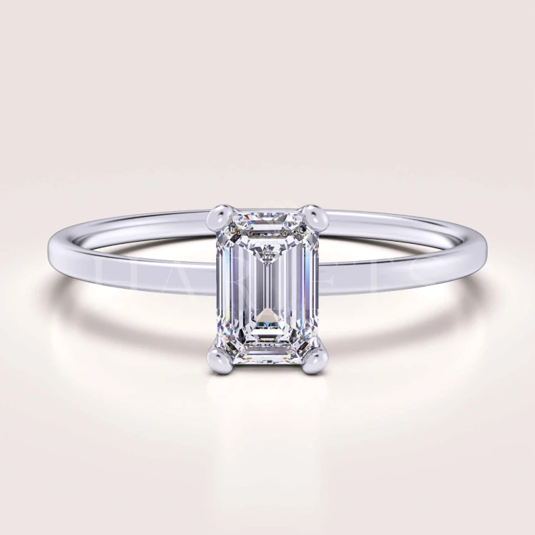 bague-fiancailles-petit-moissanite-0-5ct-taille-emeraude-or-blanc-finesse-hariets.jpg