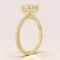bague-fiancailles-halo-aria-moissanite-2ct-taille-ovale-cote-or-jaune-hariets.jpg