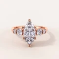 bague-de-fiancailles-trinity-moissanite-2ct-taille-marquise-or-rose-olympia-hariets.jpg